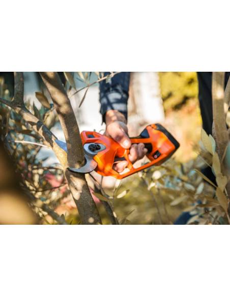 TIJERA TITANIA E-40 TP STOCKER Con 2 baterías y cargador